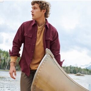LL Bean Chamois Burgundy Button-down Breast Pocket Shirt Faded
